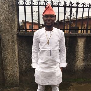 Meet your Posher, Amayo